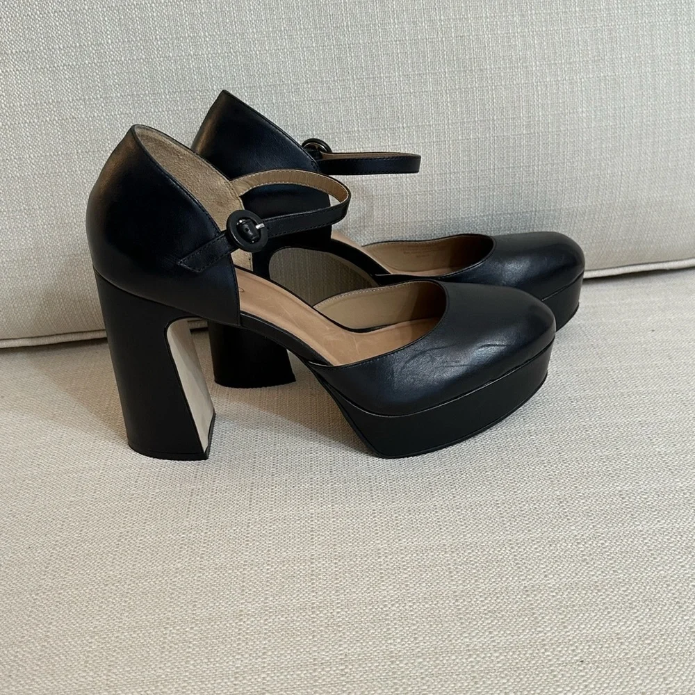 Bernardo Valencia Mary Jane Platform‎ Pump NWOB $268